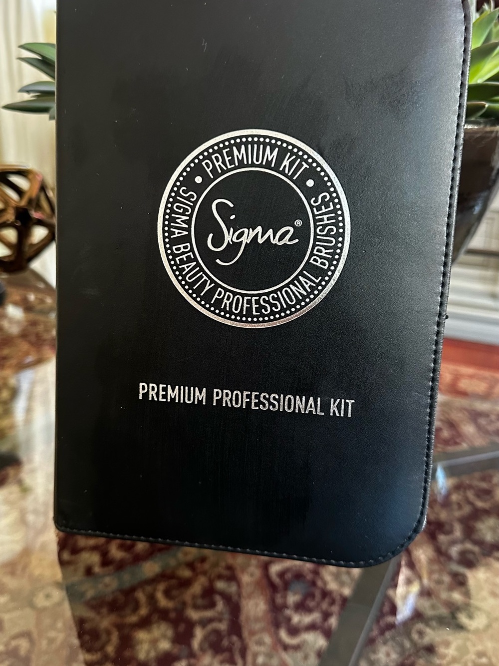 Sigma Beauty Premium Professional Brush Kit Case